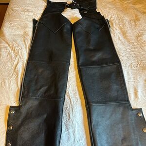 Men’s XS Harley-Davidson Black Leather Chaps